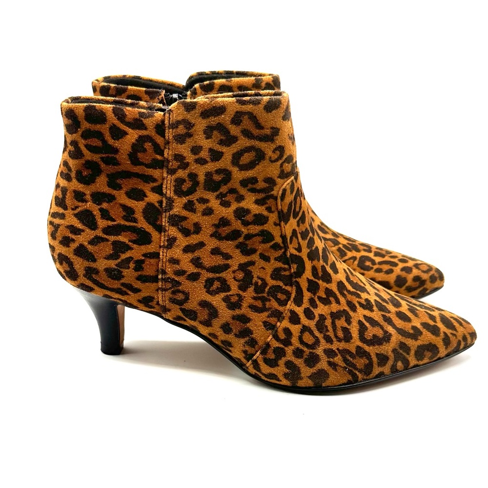Clarks - ankle booties